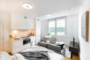 MadeComfy Cosy Studio in Leafy Glebe Estate